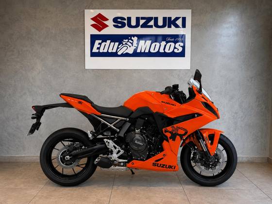 SUZUKI GSX-8R SUZUKI GSX-8R
